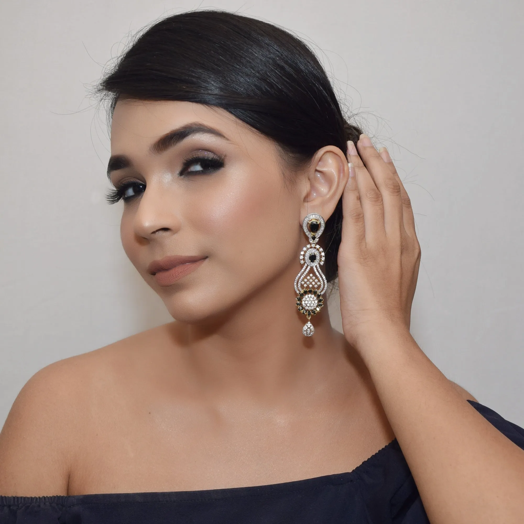 Danglers Zircon/AD Earring 8836-100