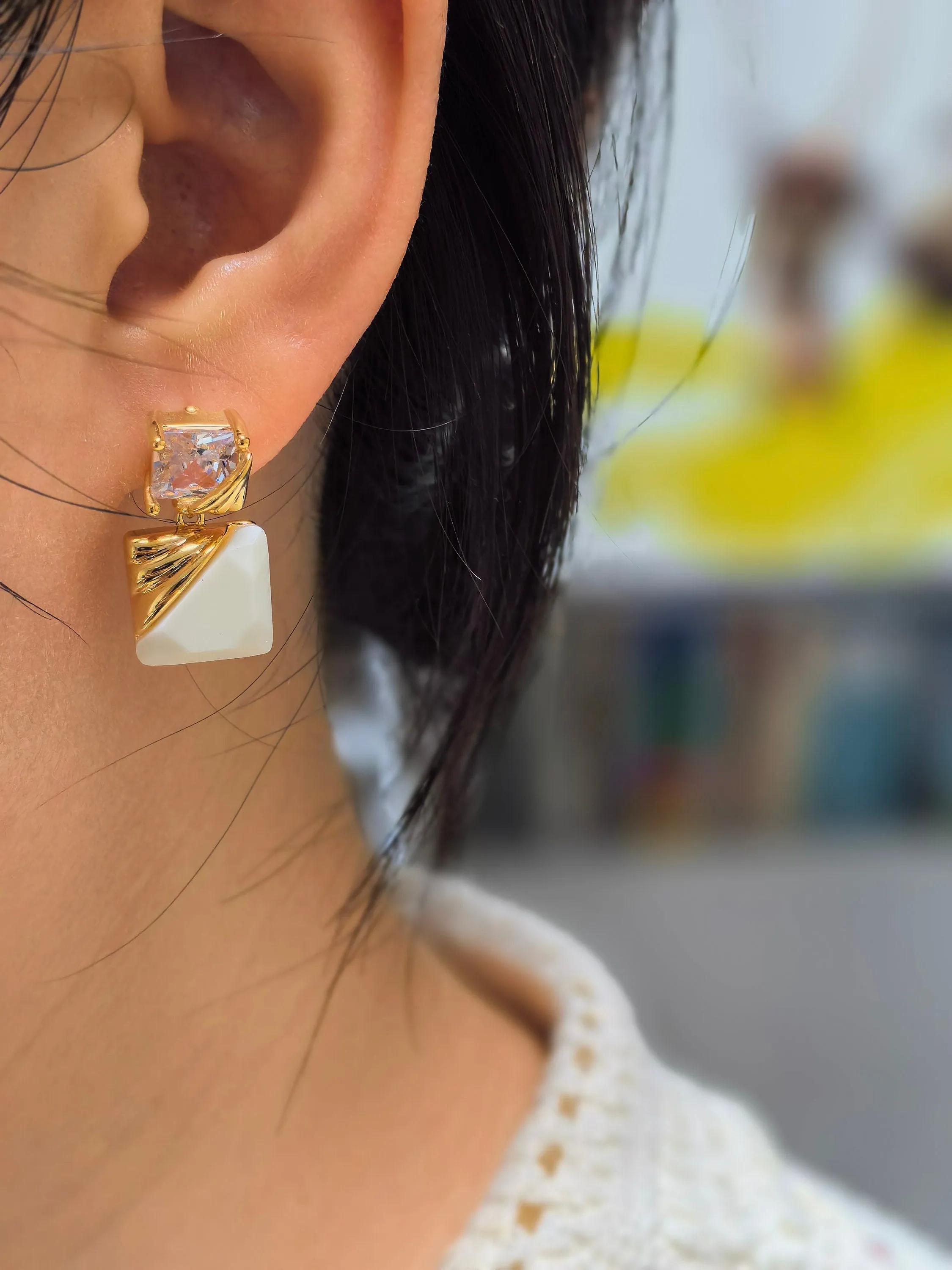 Handmade Chic Cube Rhinestone Post Back Drop Stud Earrings