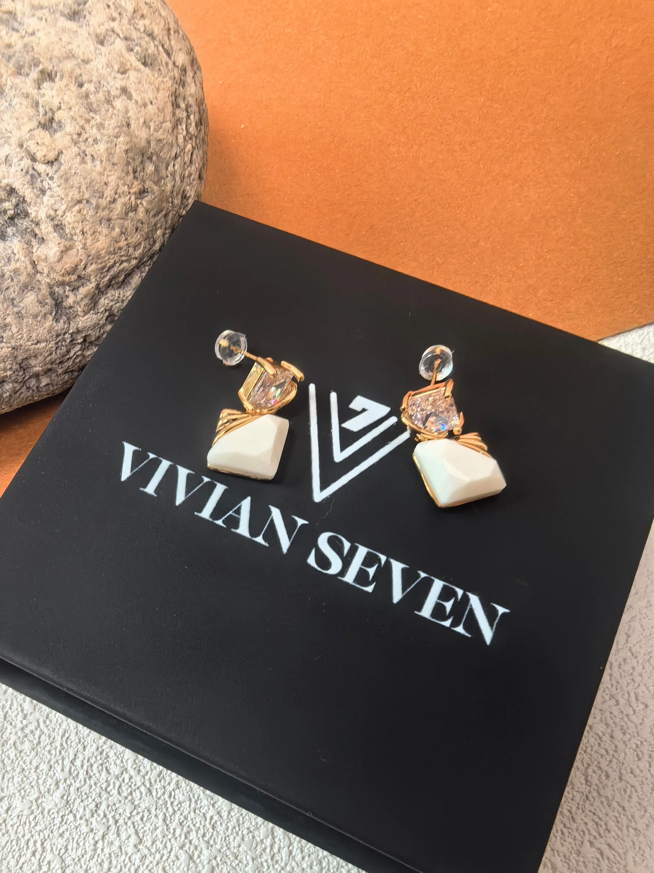 Handmade Chic Cube Rhinestone Post Back Drop Stud Earrings