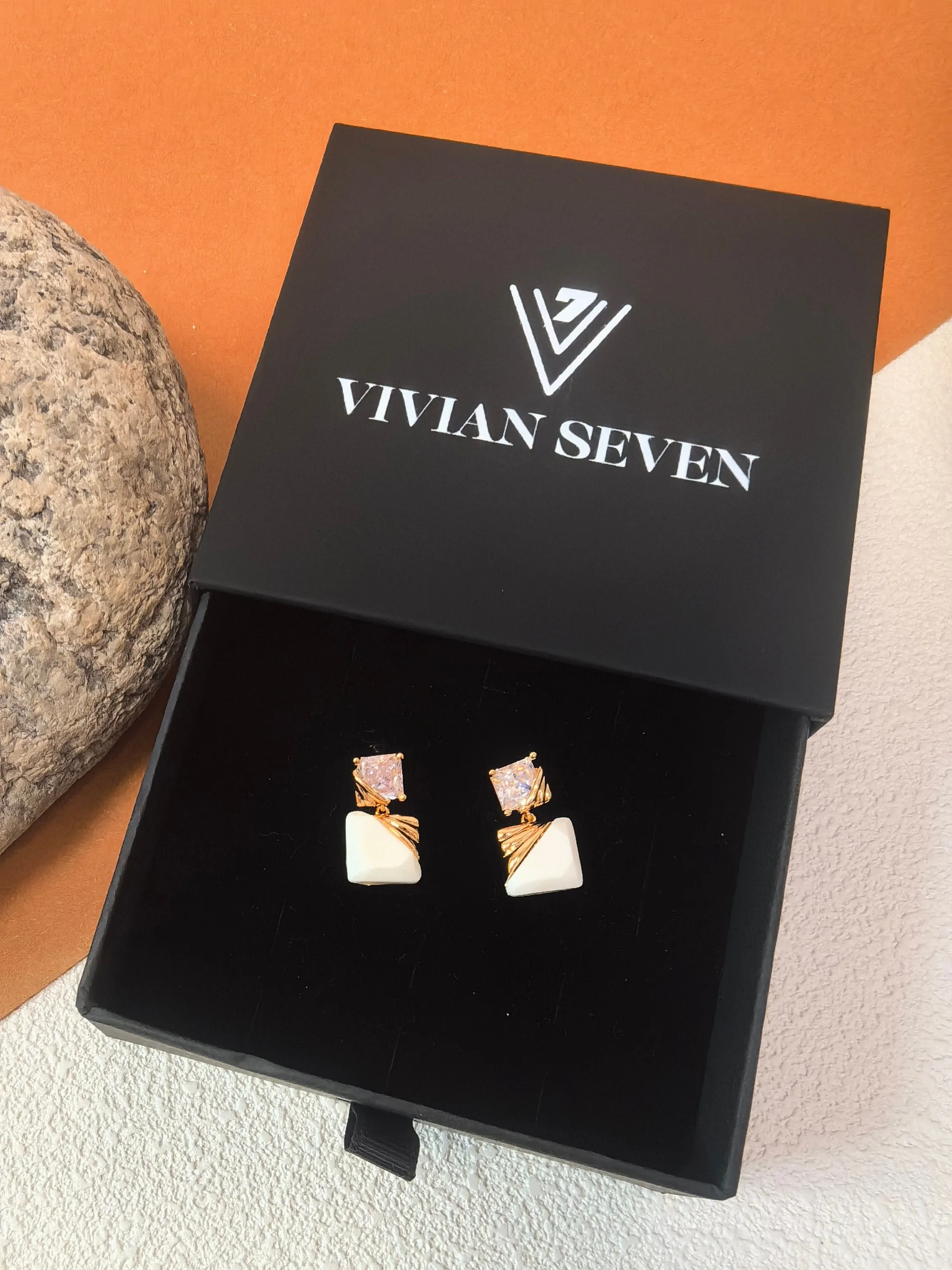 Handmade Chic Cube Rhinestone Post Back Drop Stud Earrings
