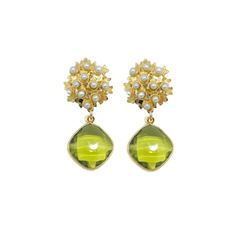 Jardin Hydrangea Moss Peridot Earrings