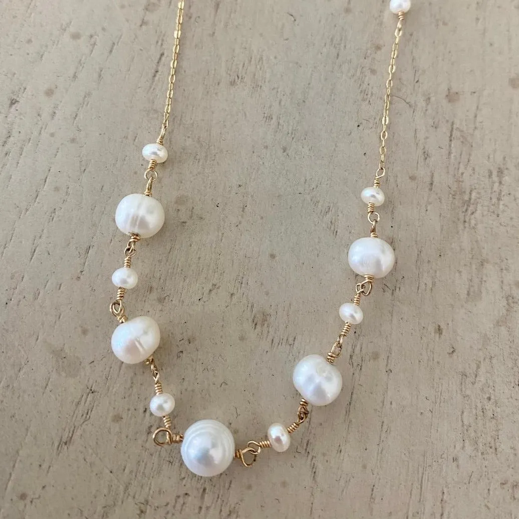 Pearl Choker- Consuelo