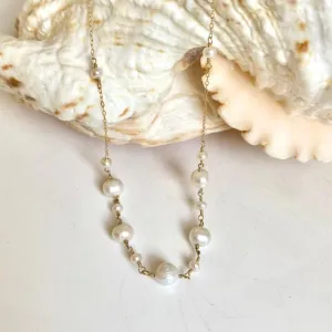 Pearl Choker- Consuelo
