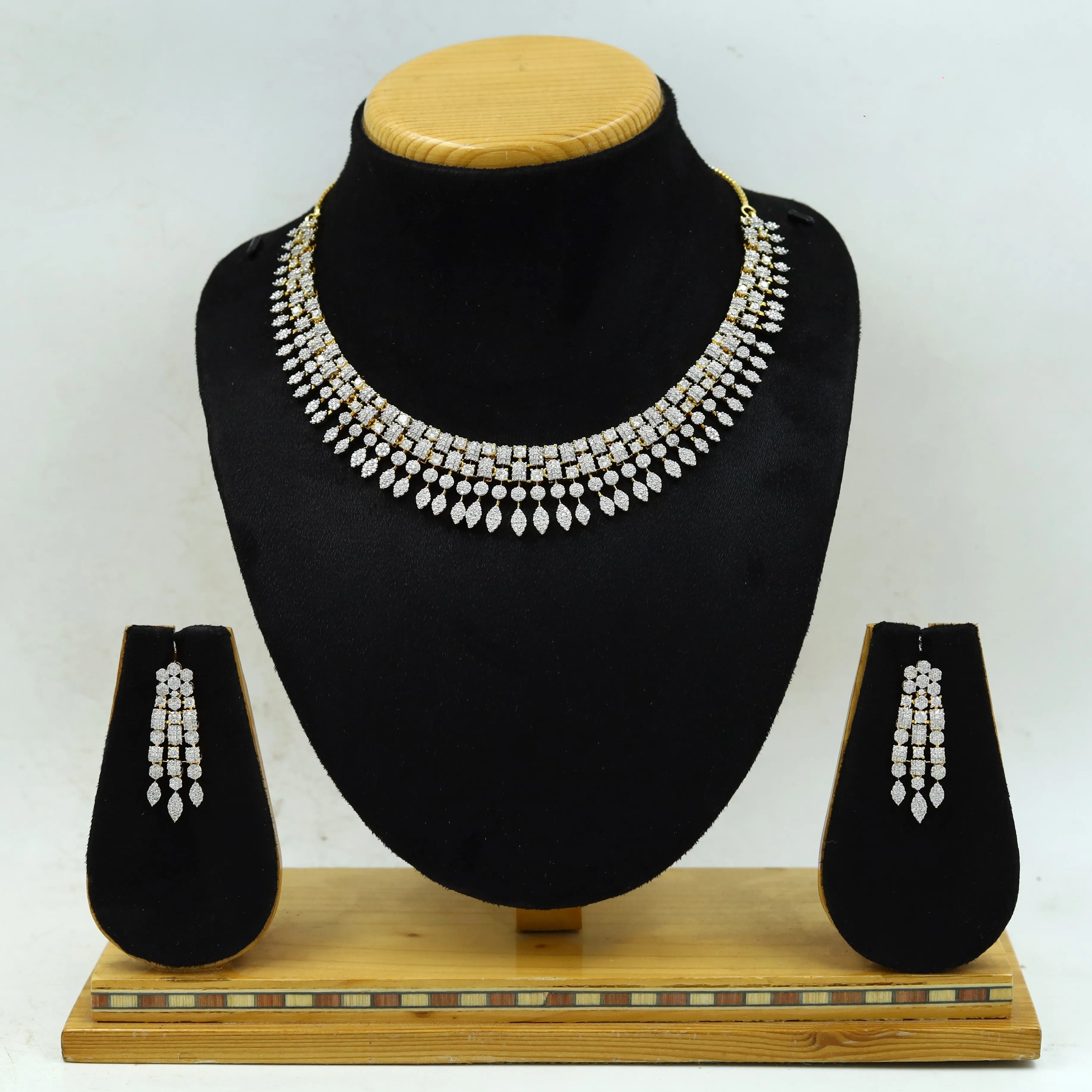 Round Neck Zircon/AD Necklace Set 14857-08