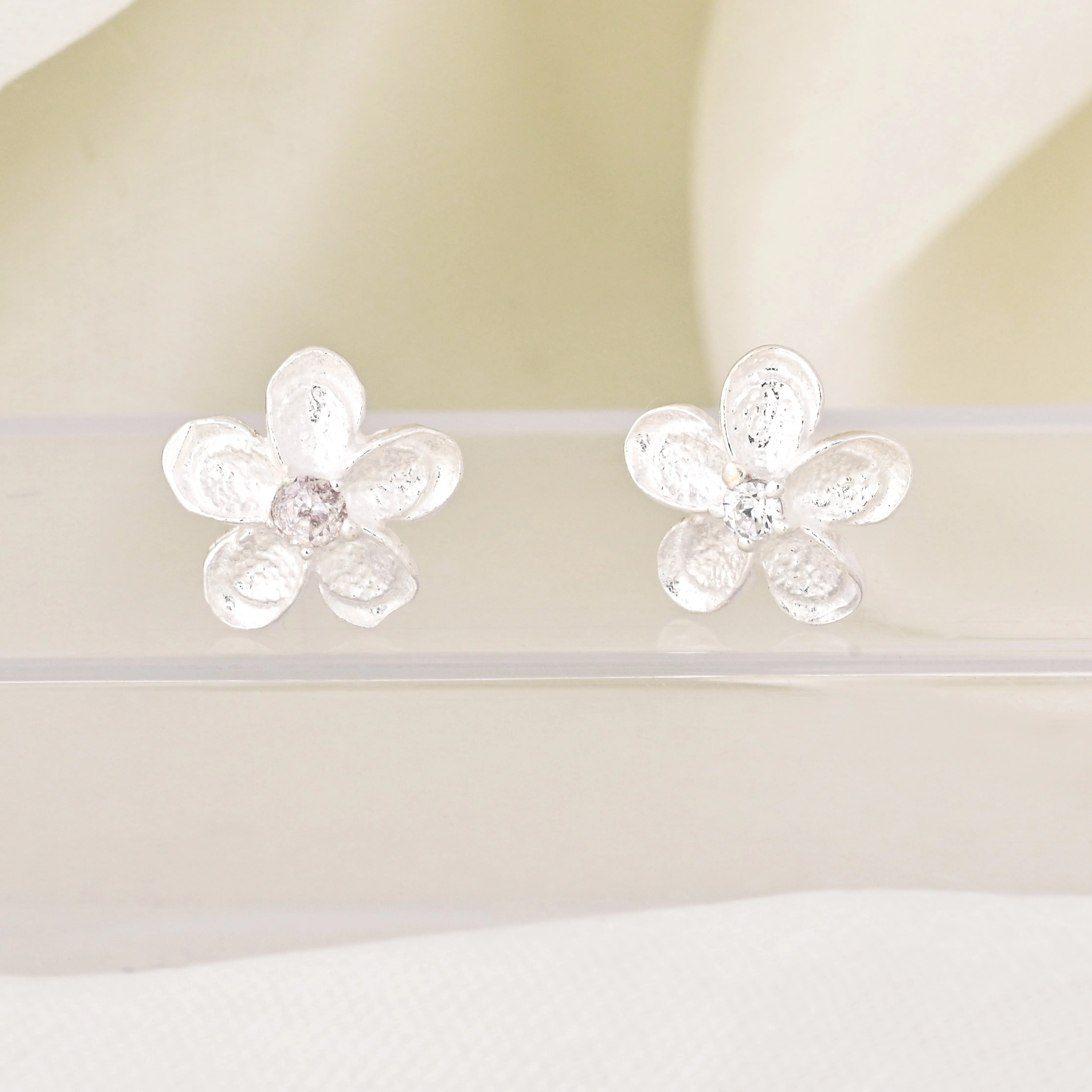 Tiny Diamond Stud Earrings Minimalist Floral Earrings